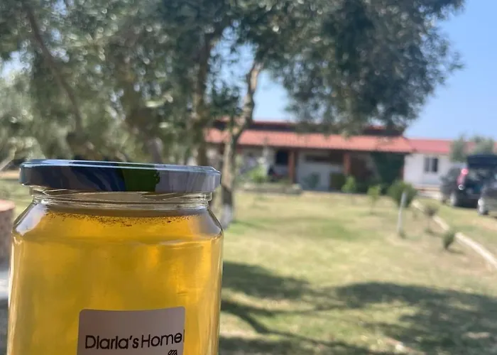 Diarla's 2 Holiday home Fier